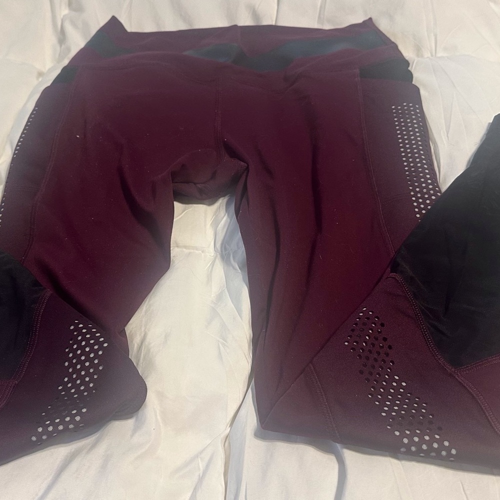 PINK Cranberry and Black Yoga Pant Sz L